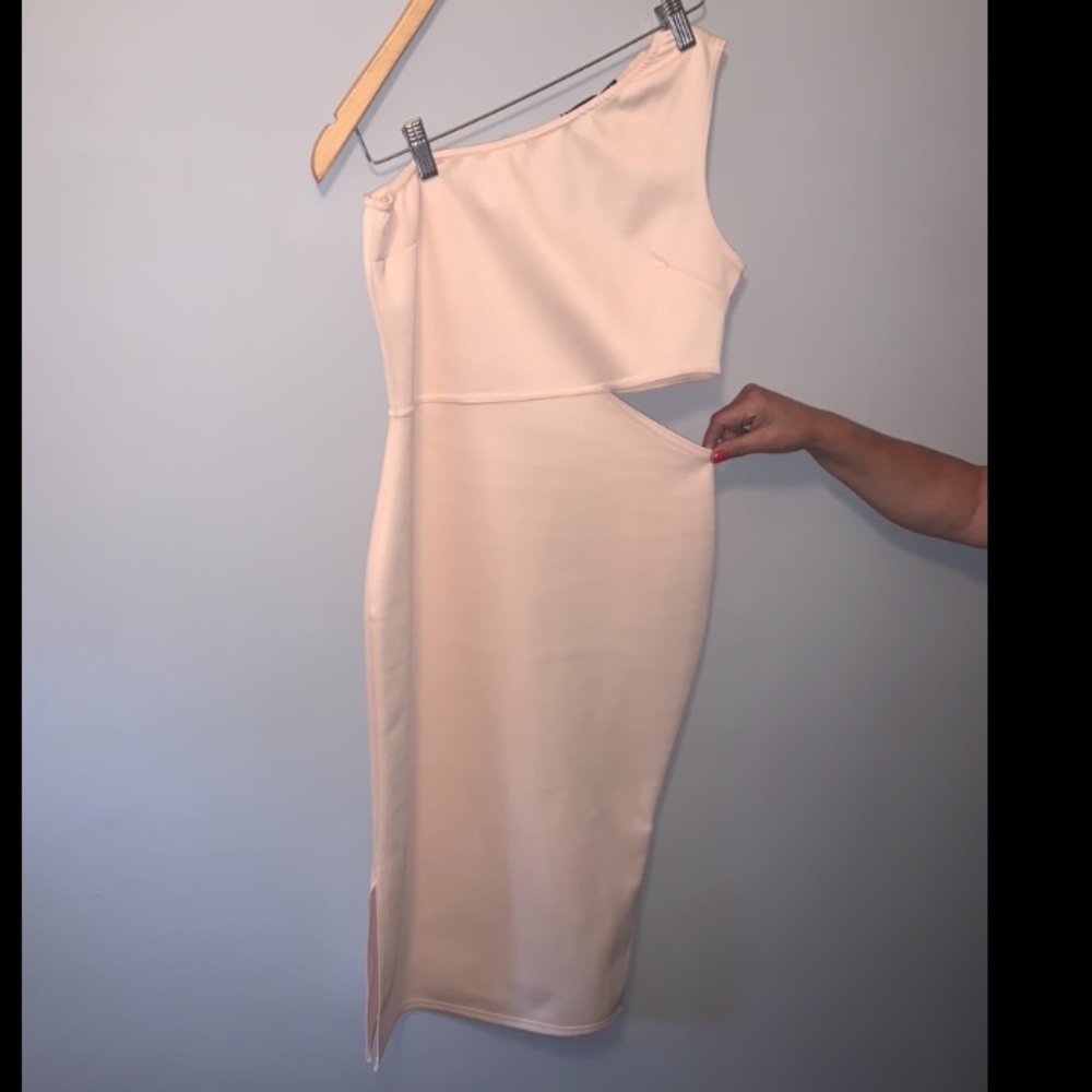 NASTY GAL CUTOUT CREAM MIDI DRESS